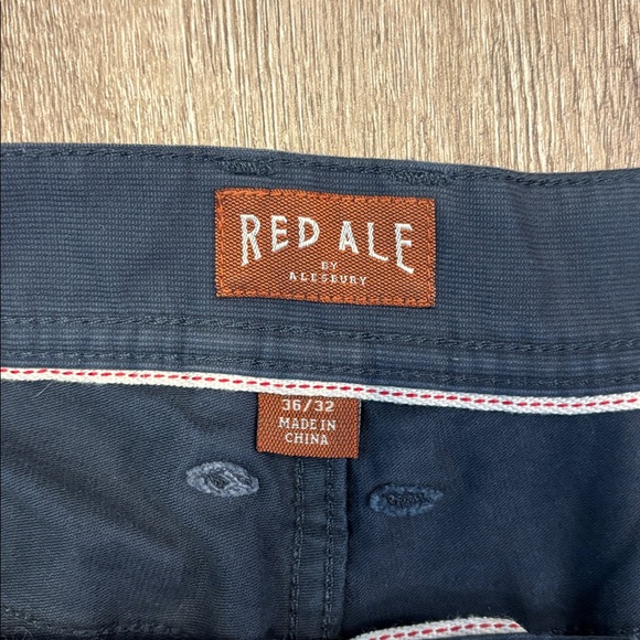 Red Ale by Alesbury Straight Fit Pant. Size 36/32. - Picture 2 of 8